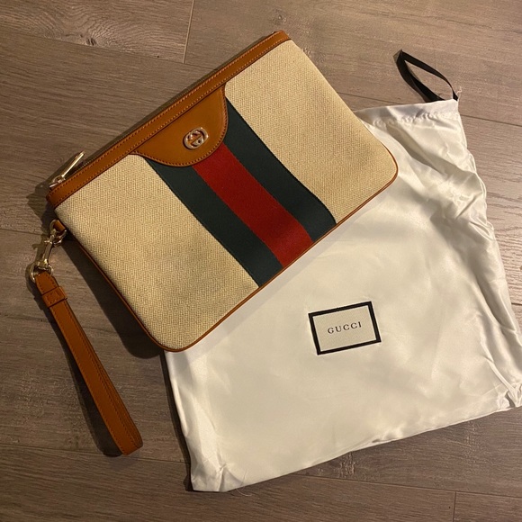 gucci vintage canvas pouch